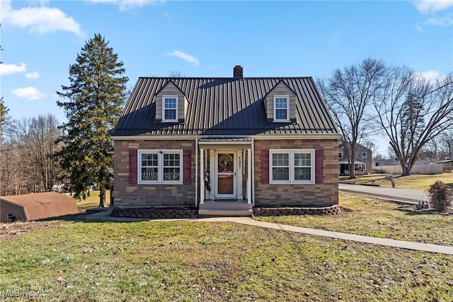 view of front of home featuring a front lawn