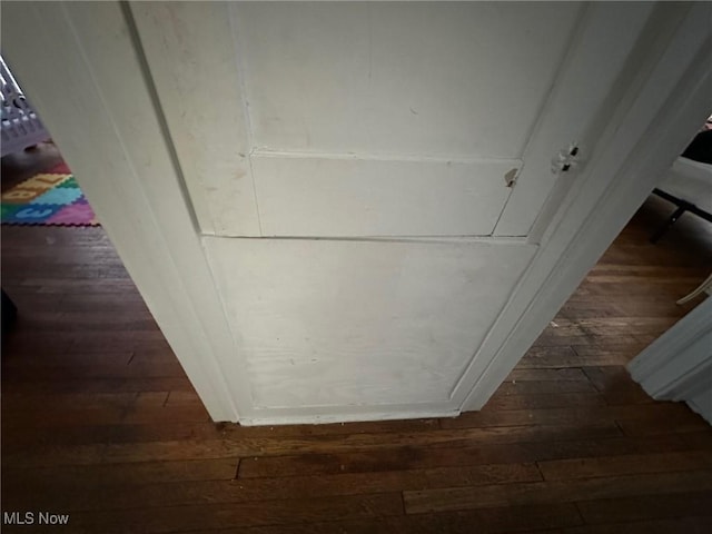 room details featuring wood-type flooring