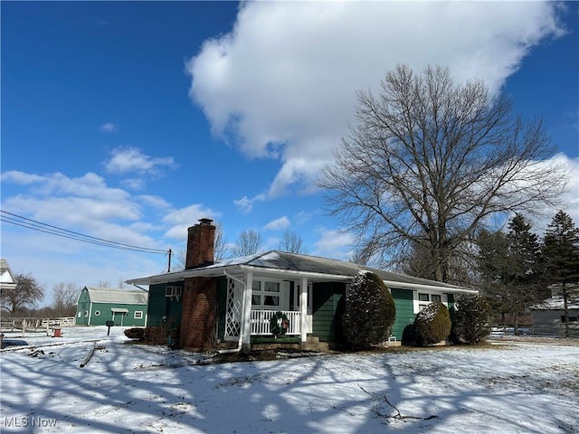 view of front of home with a porch