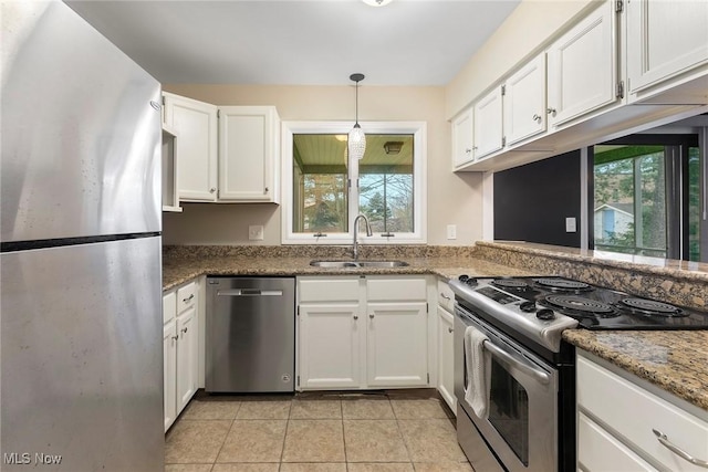1260 Boardman-Canfield Rd # 29, Boardman, OH 44512 - kitchen with stainless steel appliances, sink, and white cabinets