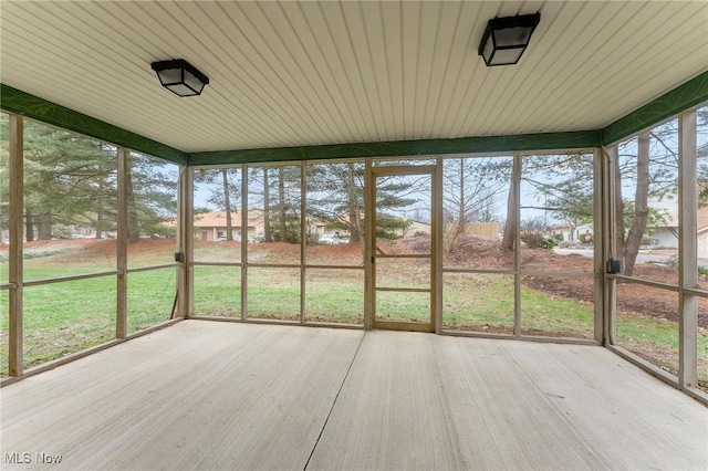 1260 Boardman-Canfield Rd # 29, Boardman, OH 44512 - view of unfurnished sunroom