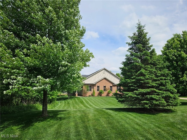 615 Crystal Brooke Dr, Hinckley, OH 44233 - view of green lawn
