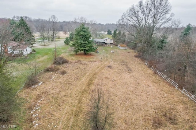 view of yard featuring a rural view