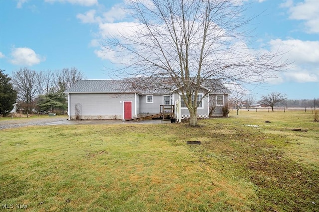 view of front of house with a front yard