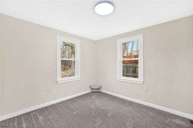 empty room featuring carpet