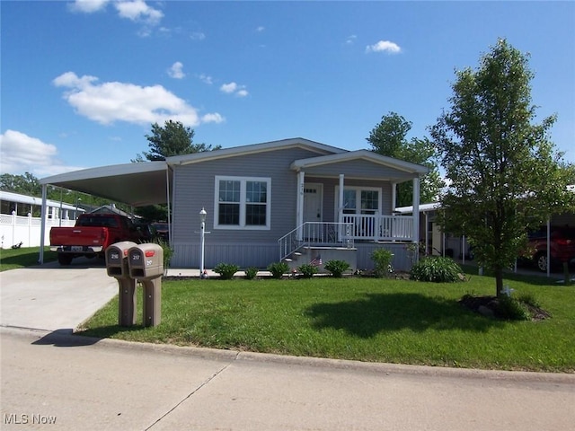 216 Pin Oak Cir, Elyria, OH 44035 - photo 1