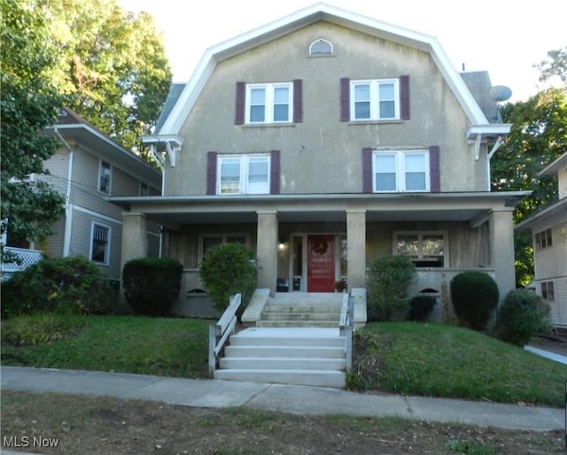 view of front of home featuring covered porch