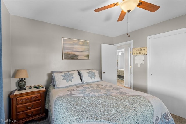 bedroom with ceiling fan