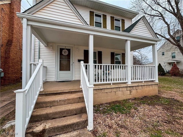 view of front facade with covered porch