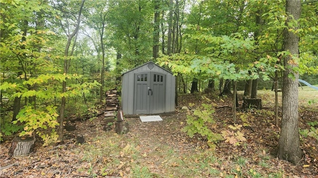 view of outbuilding