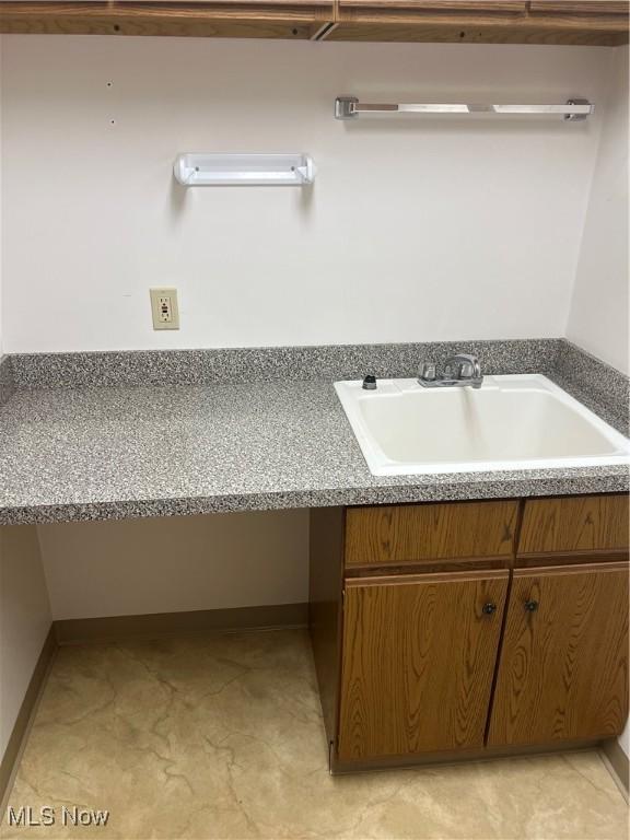 6695 Clingan Rd Unit 26, Poland, OH 44514 - washroom with a sink