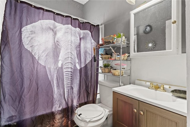 full bathroom with toilet, vanity, and shower / bathtub combination with curtain