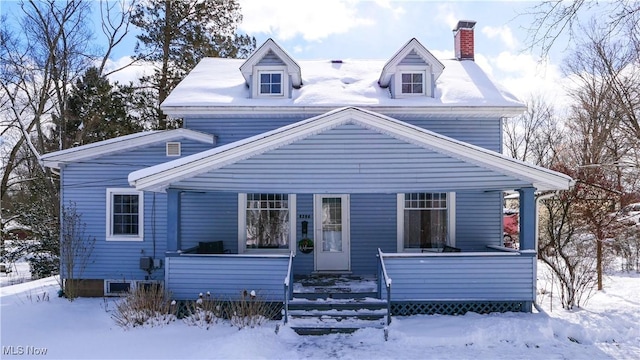 view of front facade featuring a porch