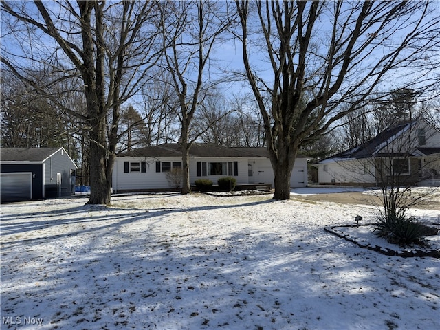 view of front of property