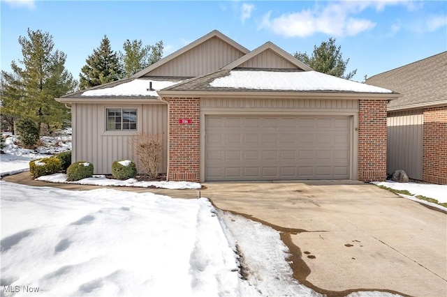 view of front of house with a garage