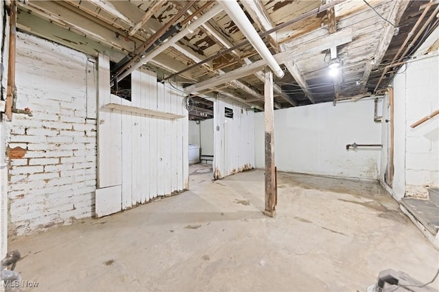 view of unfinished below grade area