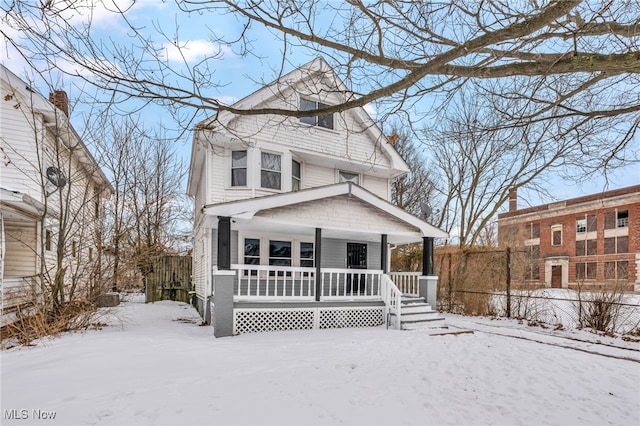 view of front of property featuring a porch