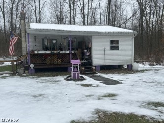 view of front of house featuring a porch