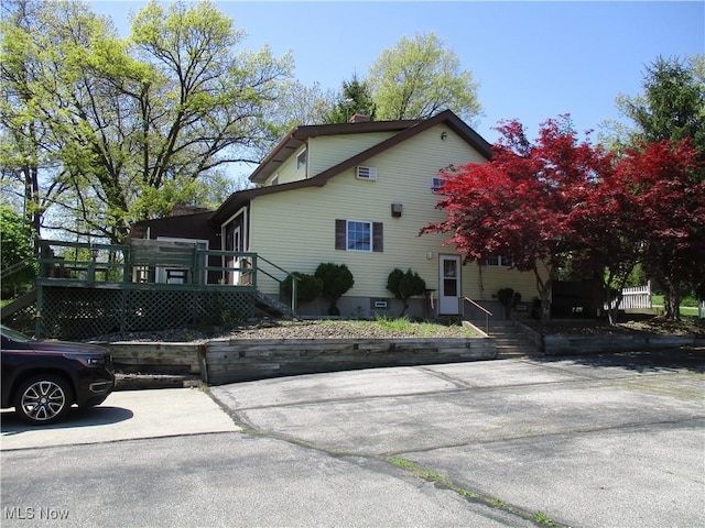 4520 E Wallings Rd, Broadview Heights, OH 44147 - view of front of home featuring a wooden deck
