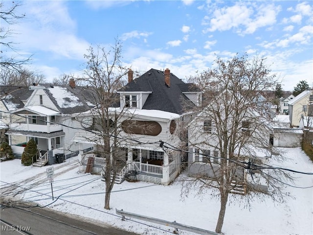 view of front of home with covered porch