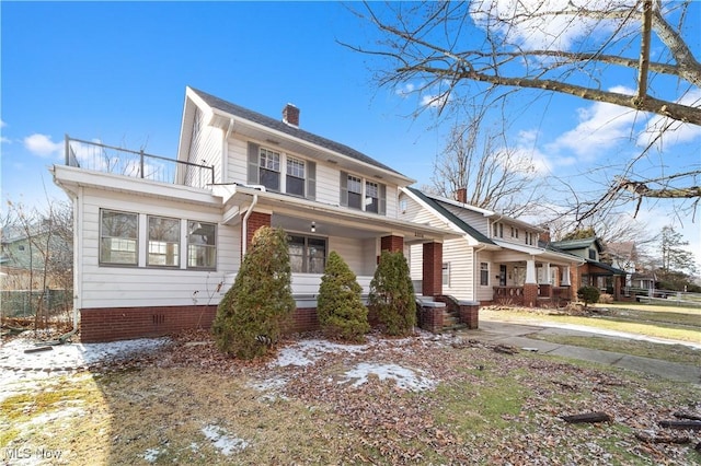 view of front property featuring a porch