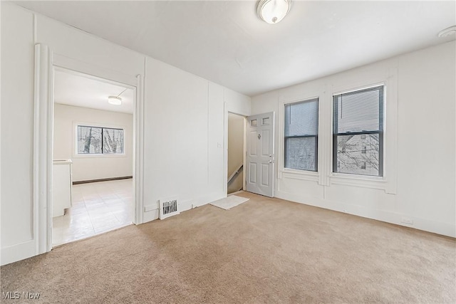 view of carpeted spare room