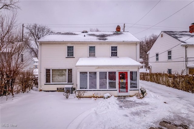 view of front of house