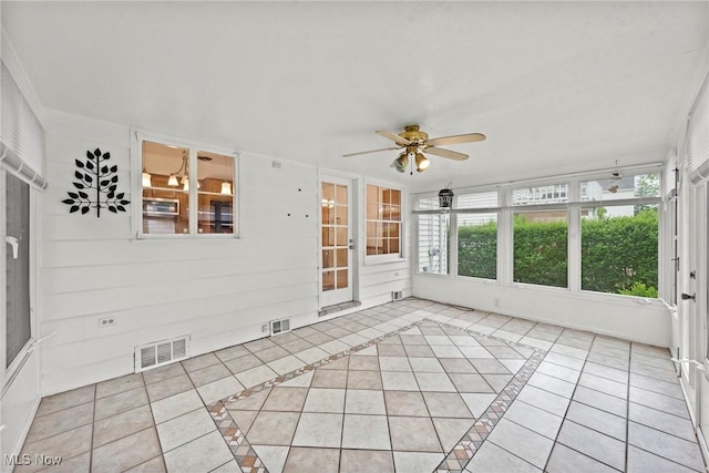 19951 Fairmount Blvd, Shaker Heights, OH 44118 - unfurnished sunroom featuring a ceiling fan