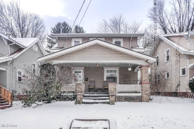 view of front of home featuring a porch