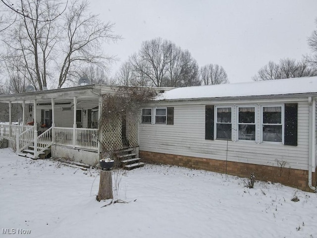 view of front facade featuring a porch