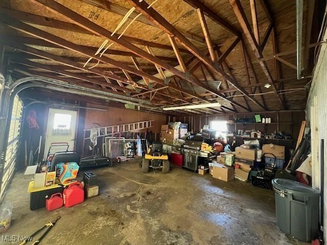 3335 N Maple Ln, Ashtabula, OH 44004 - view of garage