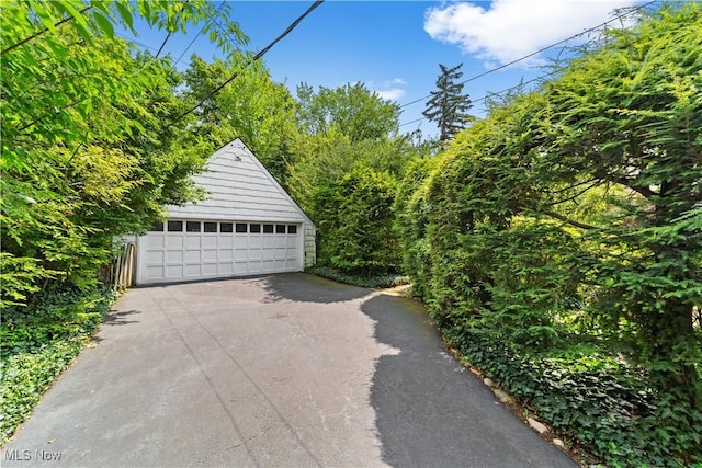 view of detached garage