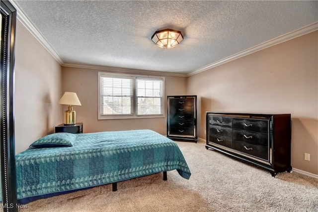 bedroom featuring carpet floors, a textured ceiling, baseboards, and crown molding