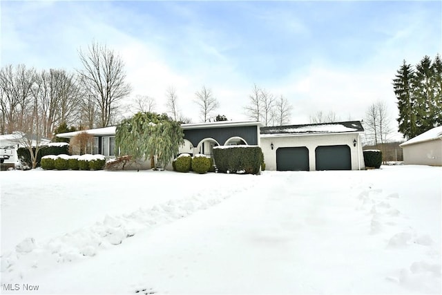 view of front facade with an attached garage