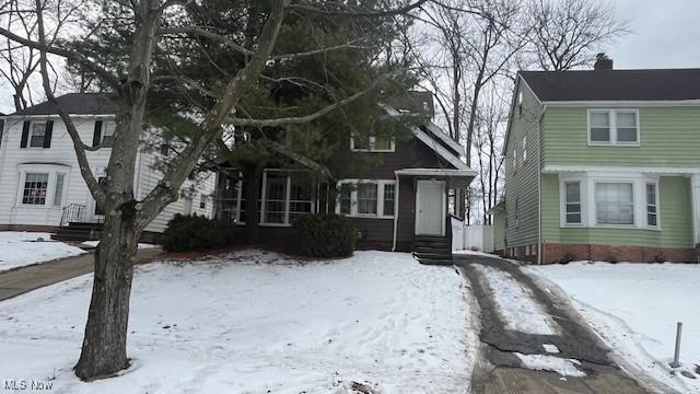 3844 Woodridge Rd, Cleveland Heights, OH 44121 - view of front facade featuring entry steps