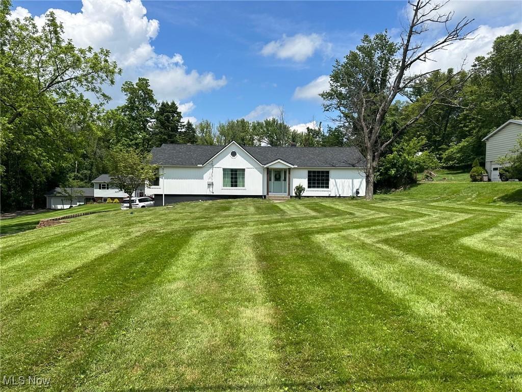 257 Military Rd, Zanesville, OH 43701 - photo 1