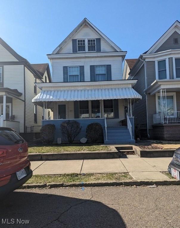 view of front of house with a porch