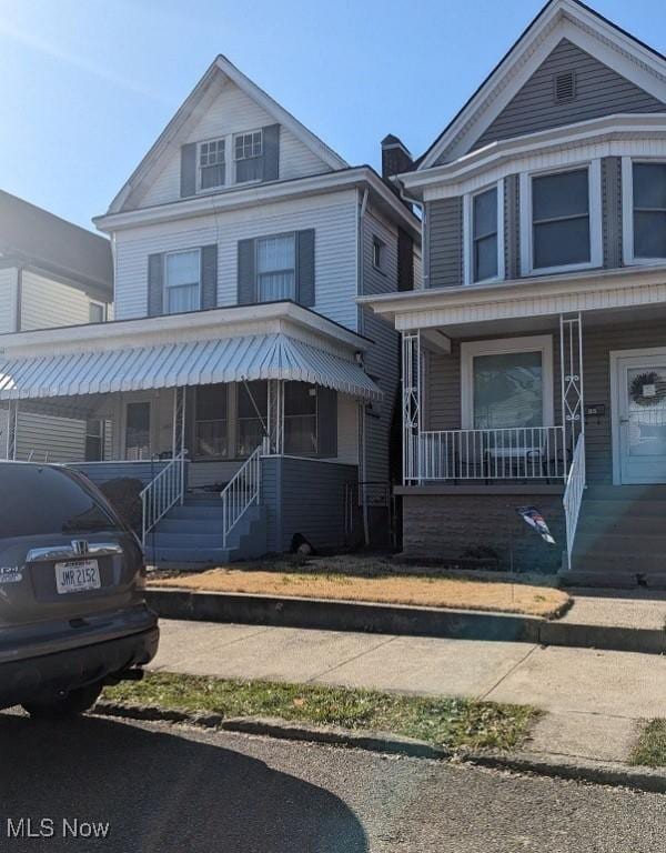 view of front of property with a porch