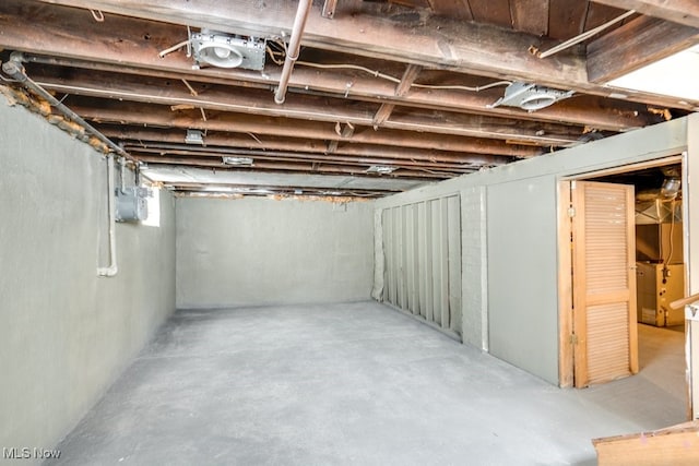 view of unfinished basement