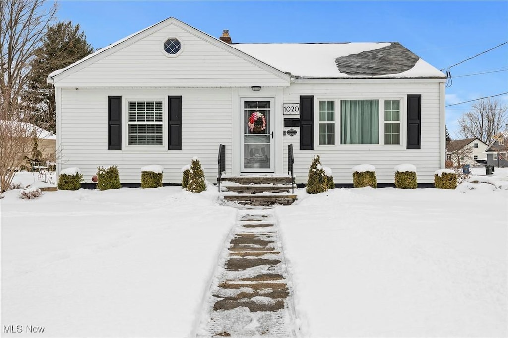 1020 N Willow St, Grafton, OH 44044 - view of bungalow-style home