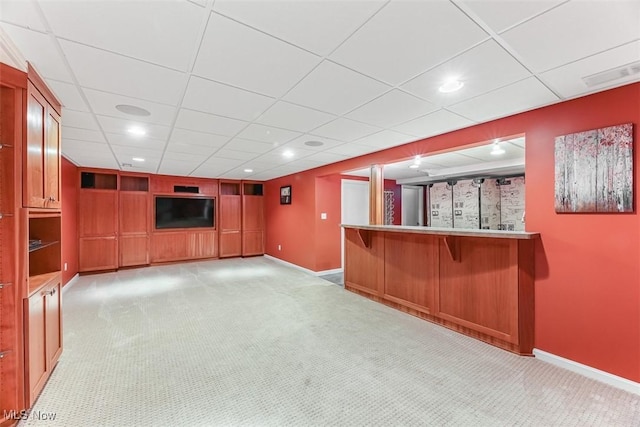 bar with baseboards, visible vents, light colored carpet, wet bar, and recessed lighting