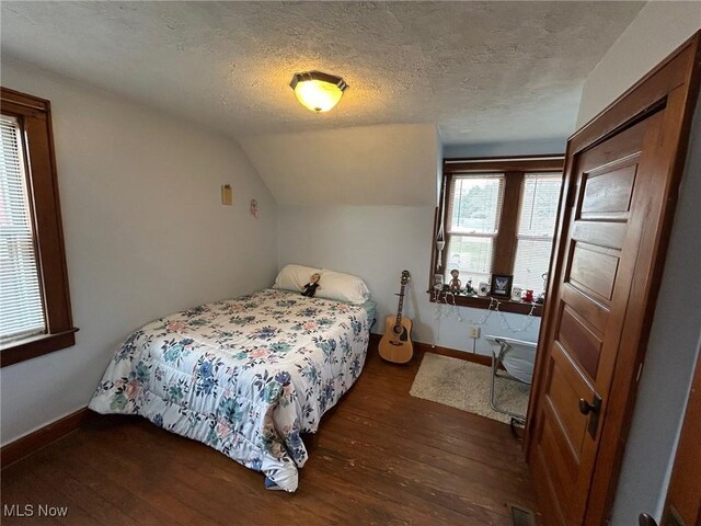 601 W 3rd St, Williamstown, WV 26187 - photo 48