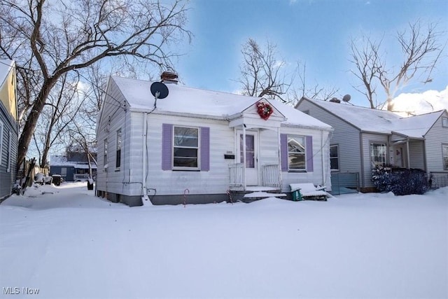 view of front of property