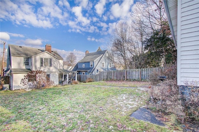 view of yard featuring fence