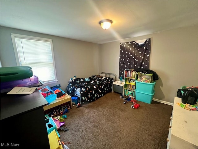 recreation room featuring carpet floors