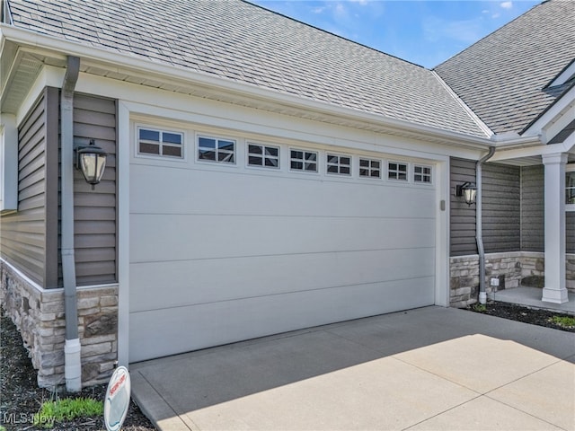 7571 Silverleaf Ct, Sagamore Hills, OH 44067 - garage with concrete driveway
