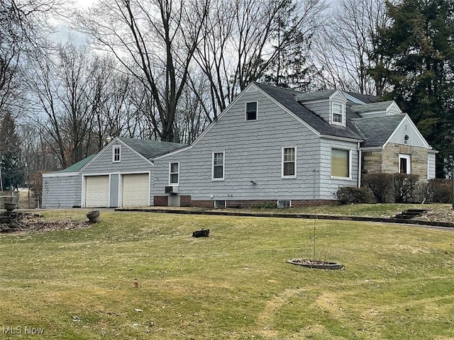 exterior space featuring a yard