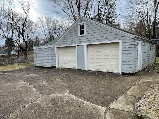 view of detached garage