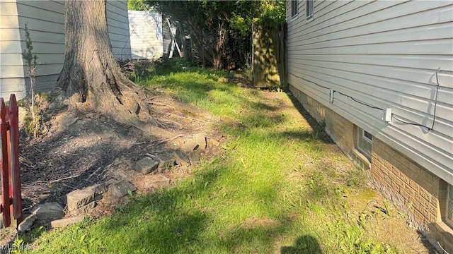 5031 Cato St, Maple Heights, OH 44137 - view of yard