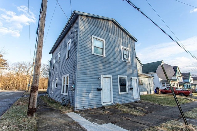 view of front of house